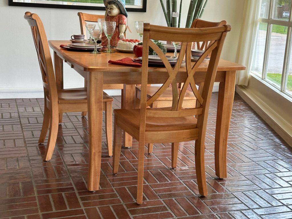 E-Showroom - Russell's Furniture